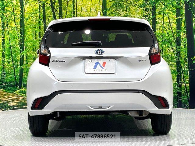 Toyota AQUA 2025-05 7214876-16