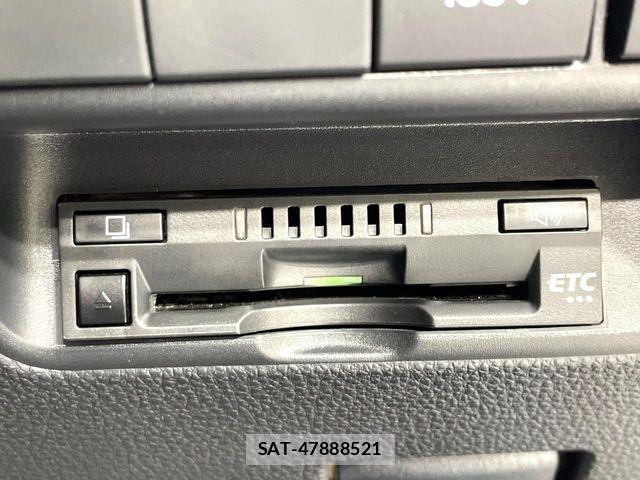 Toyota AQUA 2025-05 7214876-5