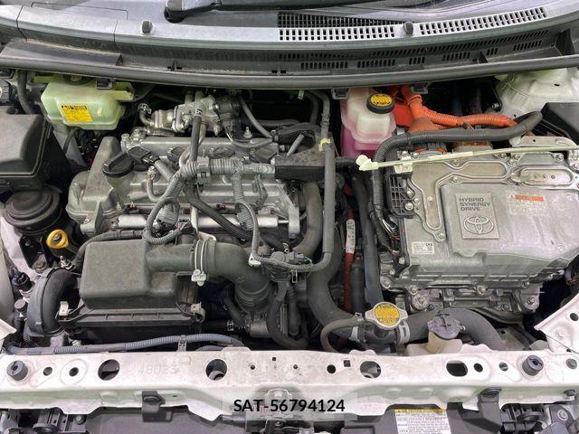 Toyota AQUA 2015-07 7214746-17