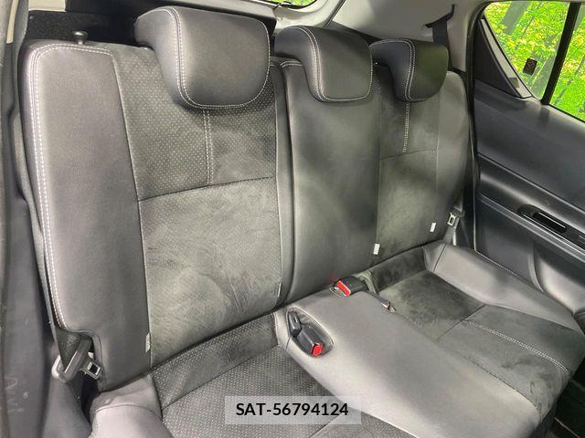 Toyota AQUA 2015-07 7214746-8