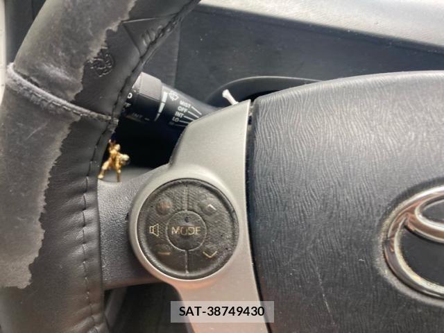 Toyota AQUA 2013-10 7214711-21