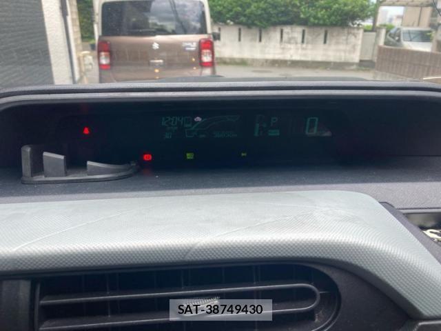Toyota AQUA 2013-10 7214711-26