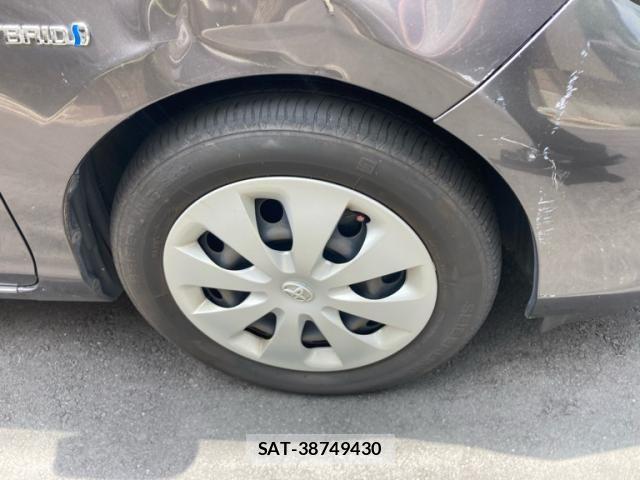 Toyota AQUA 2013-10 7214711-8
