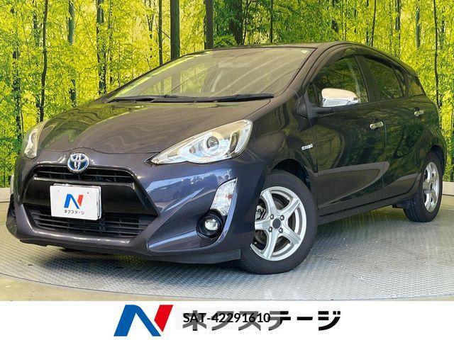 Toyota AQUA 2015-02 7214733-0