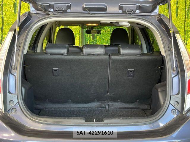 Toyota AQUA 2015-02 7214733-9
