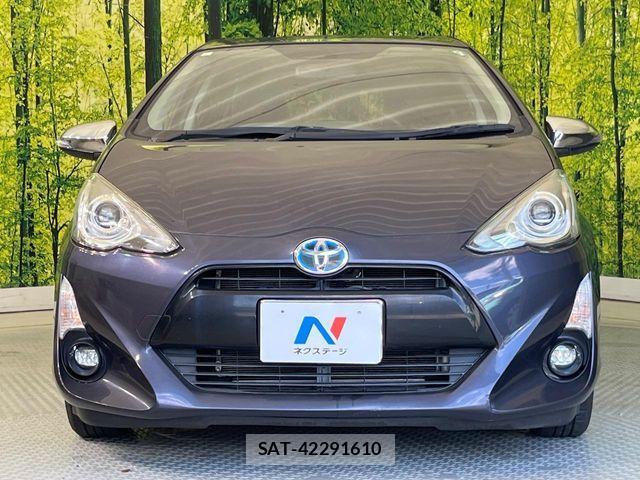 Toyota AQUA 2015-02 7214733-13