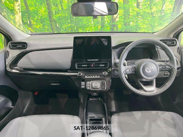 Toyota AQUA 2025-10 7214878-1