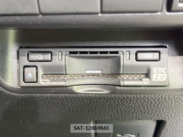 Toyota AQUA 2025-10 7214878-5