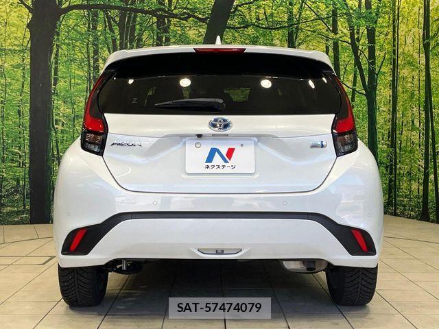Toyota AQUA 2022-08 7214863-14