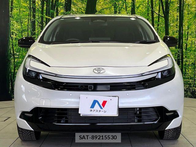 Toyota AQUA 2025-11 7214881-13