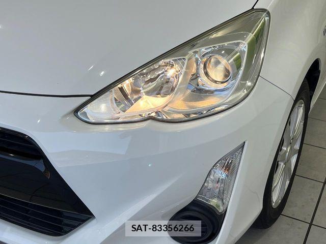Toyota AQUA 2015-10 7214759-11