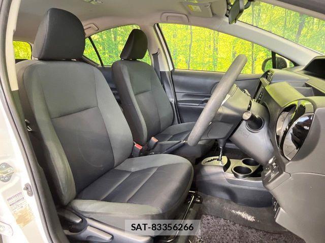 Toyota AQUA 2015-10 7214759-7