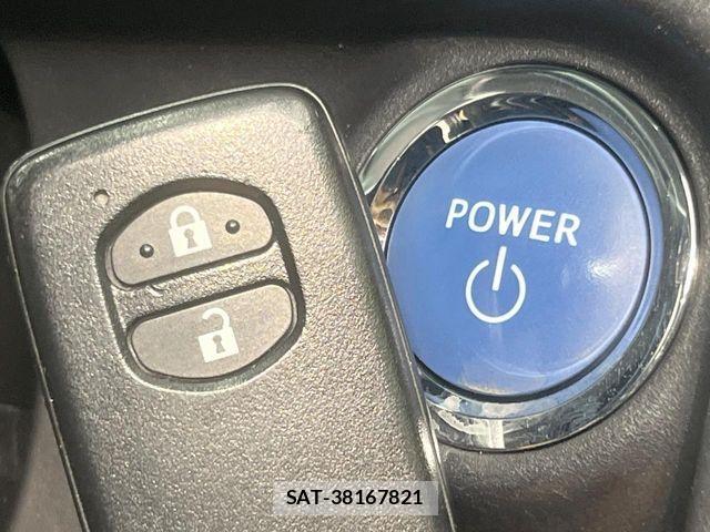 Toyota AQUA 2016-12 7214773-4