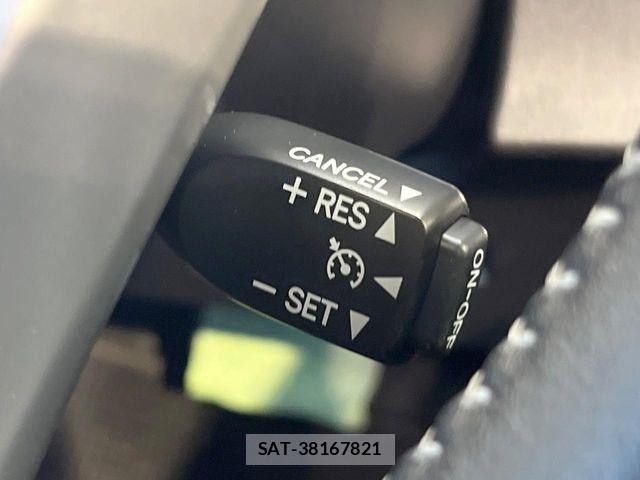Toyota AQUA 2016-12 7214773-6