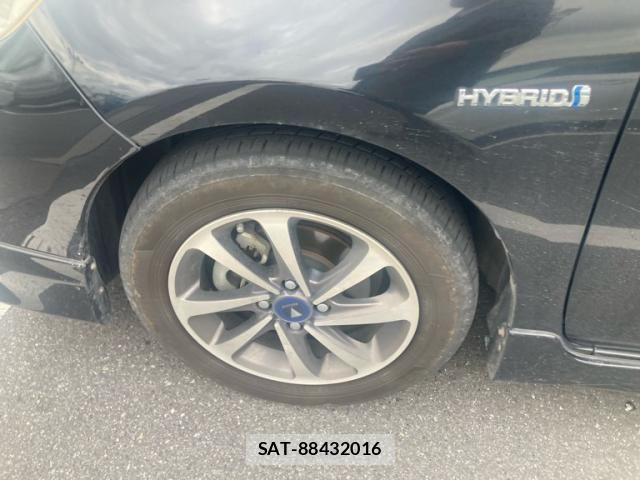 Toyota AQUA 2014-01 7214721-9