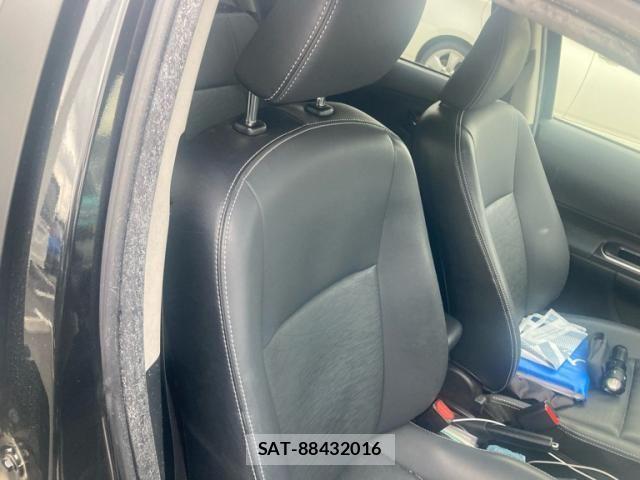 Toyota AQUA 2014-01 7214721-12
