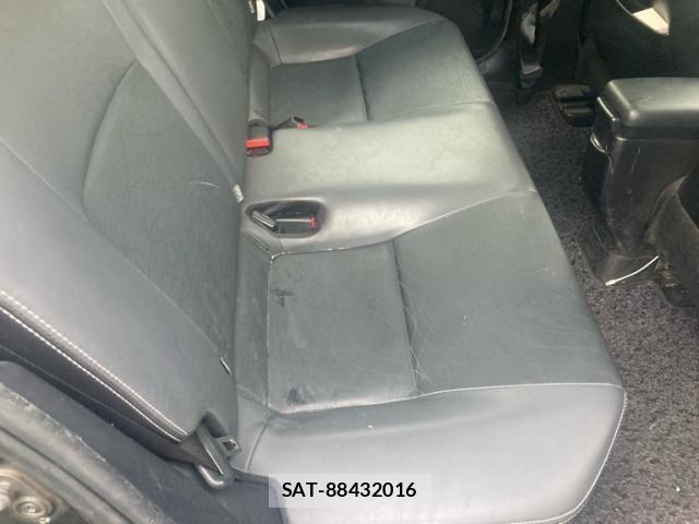 Toyota AQUA 2014-01 7214721-15