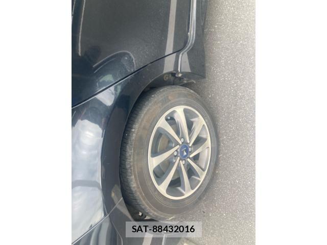Toyota AQUA 2014-01 7214721-4