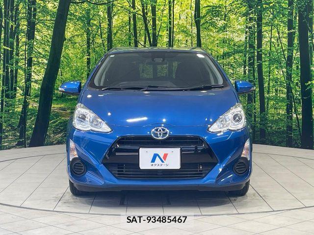 Toyota AQUA 2017-05 7214782-13
