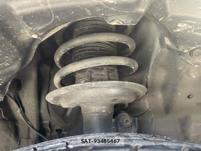 Toyota AQUA 2017-05 7214782-19