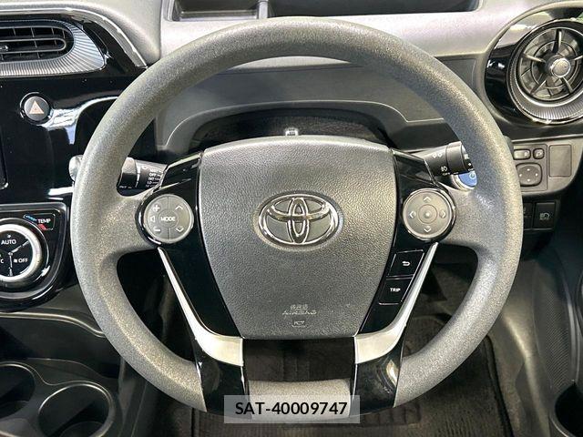 Toyota AQUA 2019-03 7213616-10