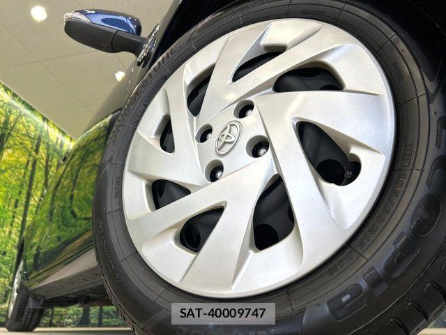 Toyota AQUA 2019-03 7213616-11