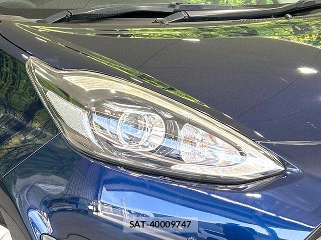 Toyota AQUA 2019-03 7213616-12