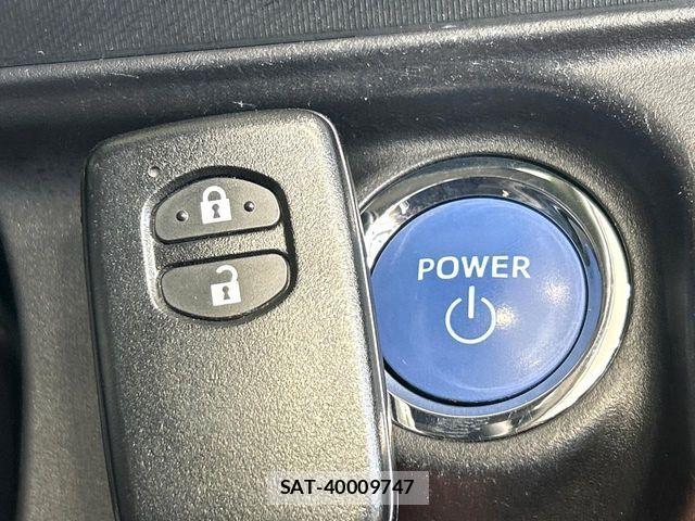 Toyota AQUA 2019-03 7213616-5