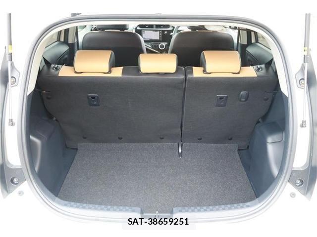 Toyota AQUA 2019-02 7213617-11
