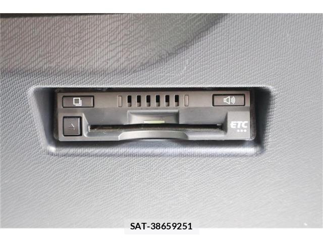 Toyota AQUA 2019-02 7213617-6