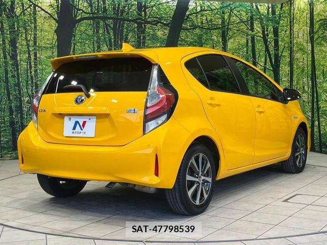 Toyota AQUA 2019-03 7213618-16