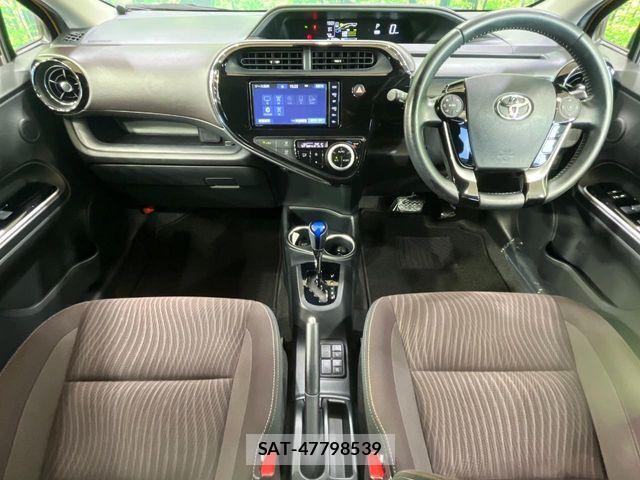 Toyota AQUA 2019-03 7213618-1