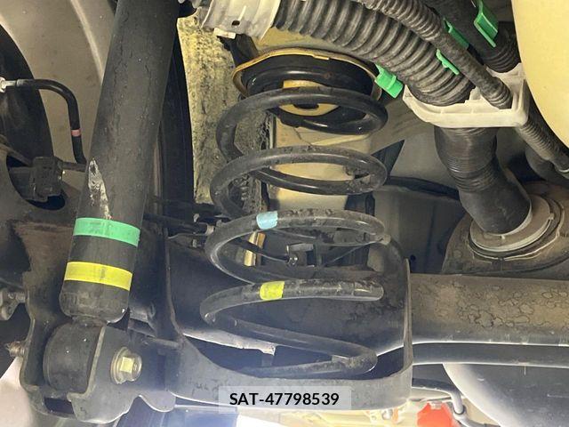 Toyota AQUA 2019-03 7213618-19