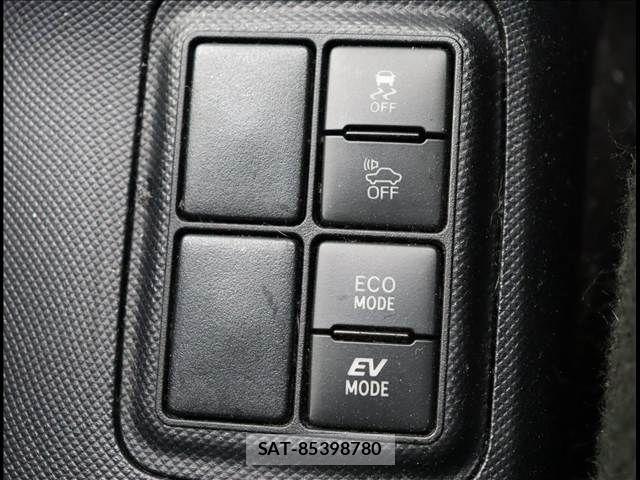 Toyota AQUA 2019-04 7213615-12