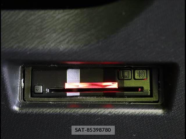 Toyota AQUA 2019-04 7213615-6