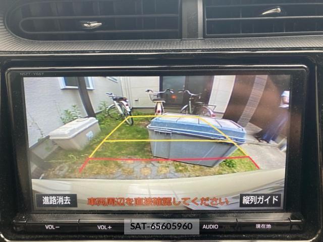Toyota AQUA 2018-02 7214799-19