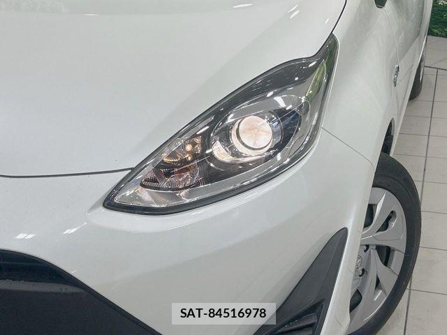 Toyota AQUA 2019-11 7214832-11
