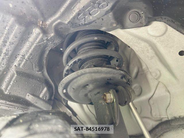 Toyota AQUA 2019-11 7214832-19