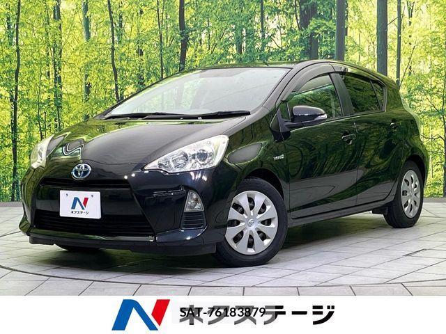 Toyota AQUA 2013-07 7214696-0
