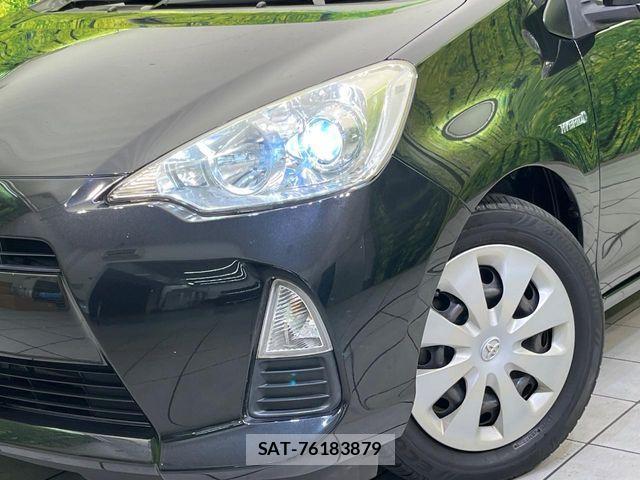 Toyota AQUA 2013-07 7214696-11