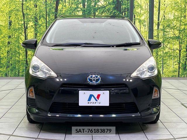 Toyota AQUA 2013-07 7214696-13