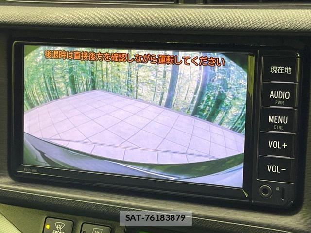 Toyota AQUA 2013-07 7214696-3
