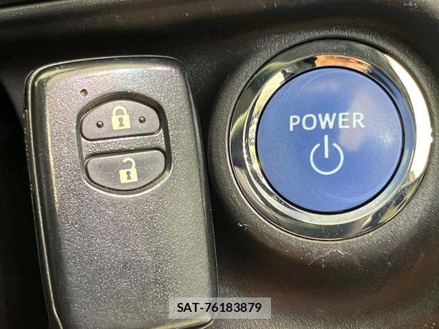 Toyota AQUA 2013-07 7214696-4