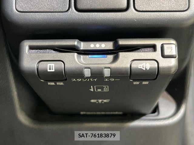 Toyota AQUA 2013-07 7214696-5