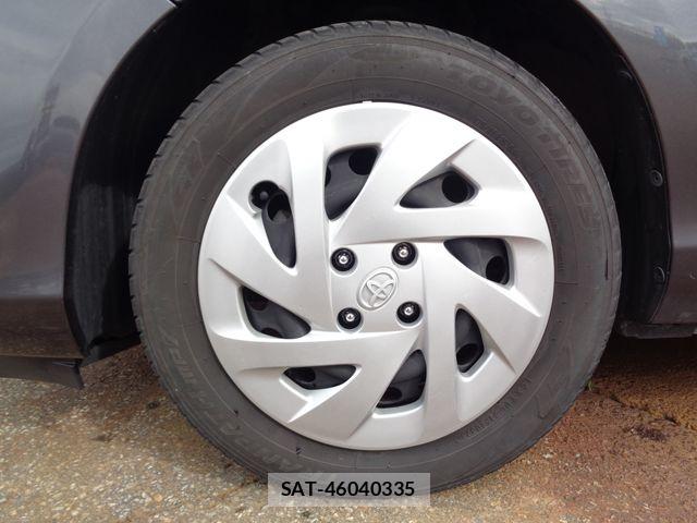 Toyota AQUA 2016-04 7214768-24