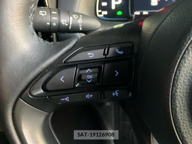 Toyota AQUA 2021-09 7214858-19
