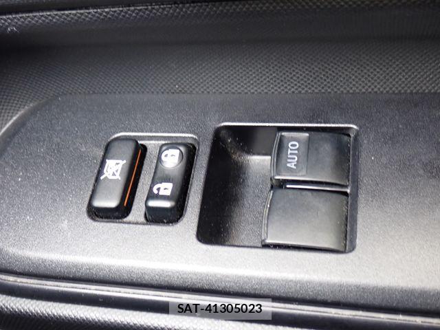Toyota AQUA 2015-05 7214743-19