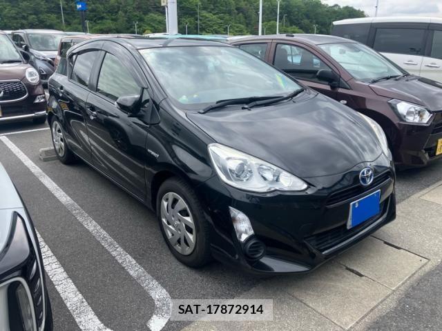 Toyota AQUA 2015-03 7214739-1