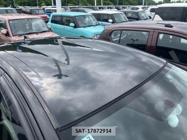 Toyota AQUA 2015-03 7214739-2