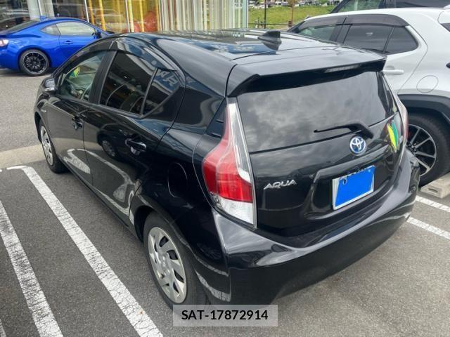 Toyota AQUA 2015-03 7214739-5